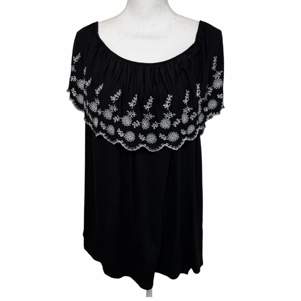 ADRIANNA PAPELL BLACK WHITE FLORAL BLOUSE PLUS SIZE 2X PRE-OWNED OFF SHOULDER